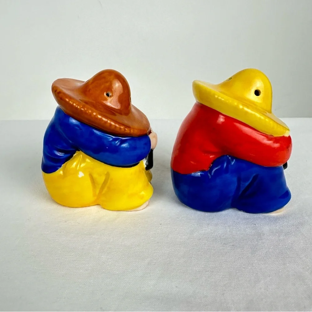 Resting laborers salt & pepper shakers